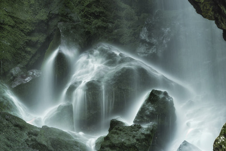 Lau Ingo  - Wasserfall  - Thema Wasser