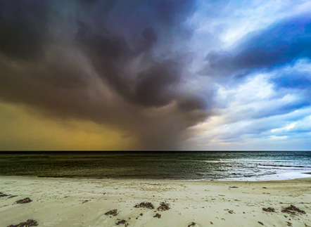 Hartstang, Thomas  - Fotoclub Schleswig e.V.  - Wetterwechsel bei Kronsgaard - Annahme - Gegensätze