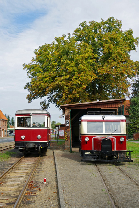 Joachim Korten T44 u Wismarer Schienenbus (2)